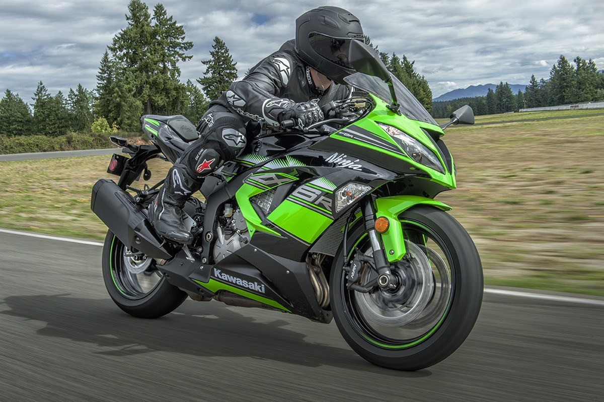 2016 Kawasaki Ninja® ZX™-6R KRT Edition in Arlington, Massachusetts