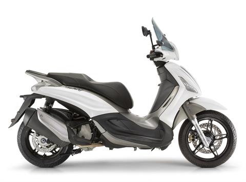 2017 Piaggio BV 350 ABS in Seaside, California