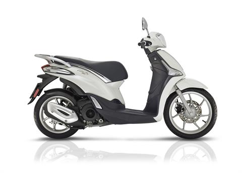 2017 Piaggio Liberty 50 iGet ei in Seaside, California